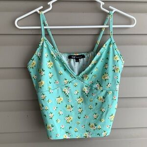 YMI Collections Soft Crop Top - Size Large 3/$12